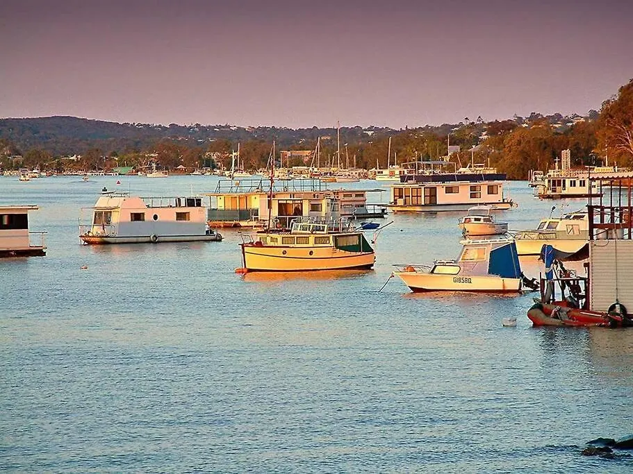 Studio Apartment Noosa Riverfront Tewantin